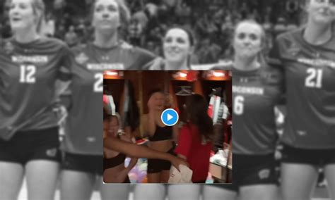 wisconsin volleyball team leaked pics uncensored|Wisconsin Volleyball Teams Nude Locker Room。